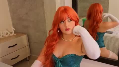 Snapshot of hanna_gatess chatting on March 17, 12:08 pm ANA online show from March 17, 12:08 pm