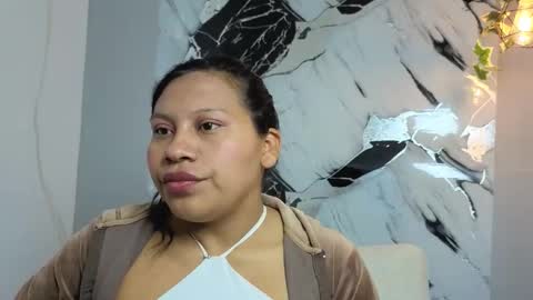 hanna_goldenst online show from November 24, 7:13 pm