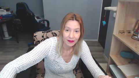 Snapshot of hanna_ha chatting on February 28, 7:46 pm hanna_ha online show from February 28, 7:46 pm