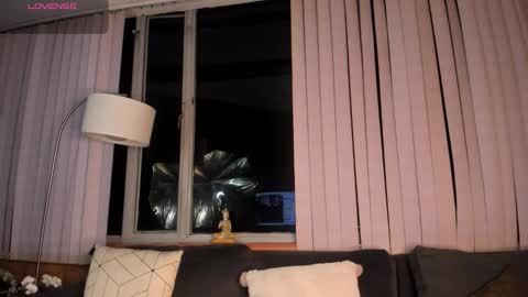 Snapshot of hanna_klover chatting on March 3, 4:18 am Hanna Klover online show from March 3, 4:18 am