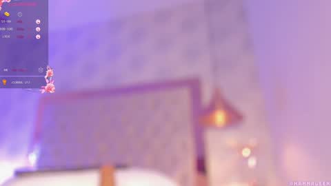 Hanna Lee online show from December 18, 4:06 pm