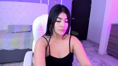 Snapshot of hanna_lee4 chatting on March 10, 11:10 pm Hanna online show from March 10, 11:10 pm