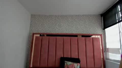  H A N N A  online show from October 9, 7:34 pm