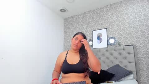 Snapshot of hanna_marshall_ chatting on October 4, 11:19 am HANNA online show from October 4, 11:19 am