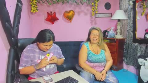 Snapshot of hanna_mature01 chatting on February 23, 12:46 pm Hanna online show from February 23, 12:46 pm