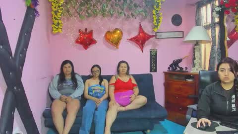 Snapshot of hanna_mature01 chatting on March 13, 11:50 am Hanna online show from March 13, 11:50 am