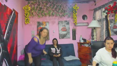 Snapshot of hanna_mature01 chatting on April 7, 11:54 am Hanna online show from April 7, 11:54 am