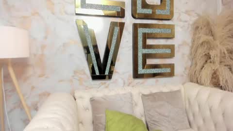 EVA online show from May 14, 2:40 am