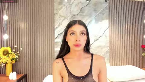 Hanna S online show from May 1, 11:26 am