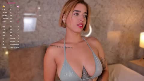 Hanna  online show from February 19, 8:05 pm