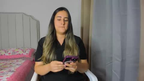 Hanna online show from March 7, 1:35 am