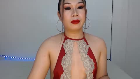 Snapshot of hannabanana_ts chatting on February 19, 2:55 am Hannah online show from February 19, 2:55 am