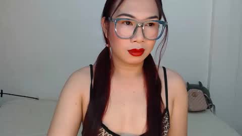 Snapshot of hannabanana_ts chatting on September 22, 1:29 am Hannah online show from September 22, 1:29 am