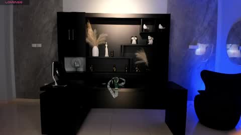  Hanna Connor  online show from May 3, 11:44 pm
