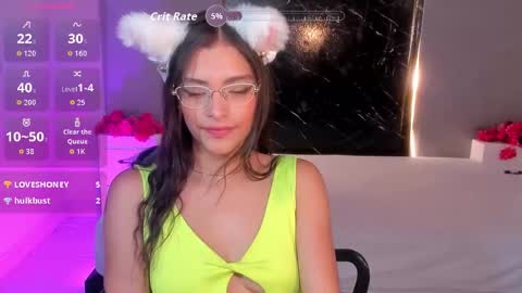 hannacooper3 online show from September 9, 6:07 pm