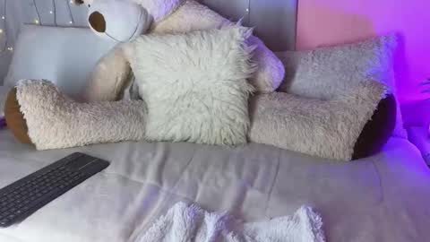 hannacruzsj online show from January 7, 10:56 pm