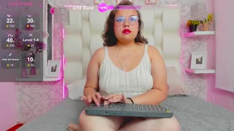 Snapshot of hannah_ivanov chatting on November 1, 1:02 pm hannah_ivanov online show from November 1, 1:02 pm