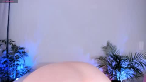 Hannah online show from November 1, 6:04 am