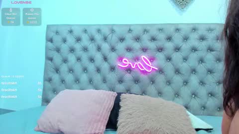 HANNAH MILLER online show from October 2, 5:53 pm