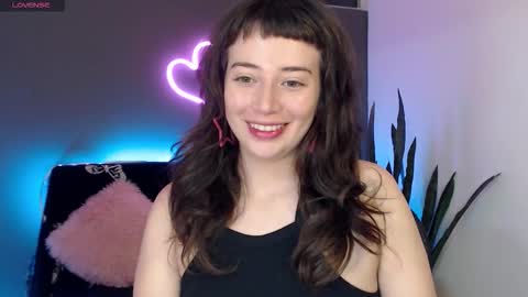 Hannah online show from February 11, 2:05 am