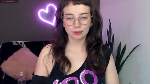 Hannah online show from February 12, 5:02 am