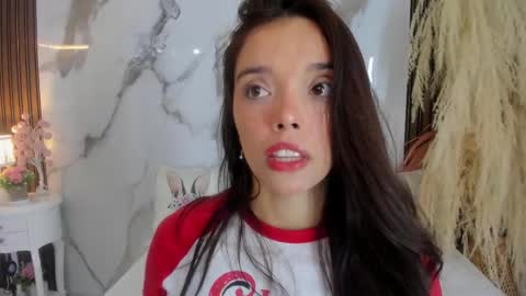 Snapshot of hannahill69 chatting on October 7, 4:42 am Hannahill69 online show from October 7, 4:42 am