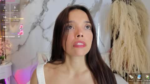 Snapshot of hannahill69 chatting on October 16, 6:36 am Hannahill69 online show from October 16, 6:36 am