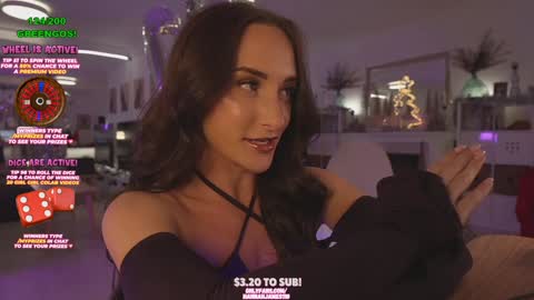 Hannah James online show from December 10, 7:22 pm