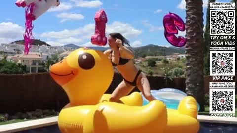 Hannah James online show from February 6, 2:31 pm