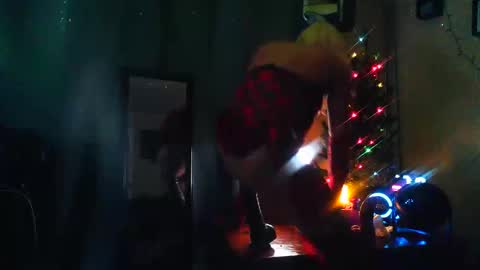 Snapshot of hannahlovets chatting on November 13, 1:10 pm HannahLoveTS online show from November 13, 1:10 pm