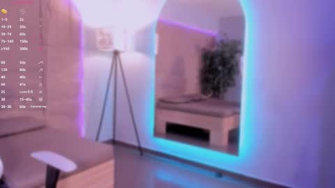 Snapshot of hannahmonttgomery chatting on March 12, 4:24 pm hannahmonttgomery Help me reach 100 Hands up online show from March 12, 4:24 pm