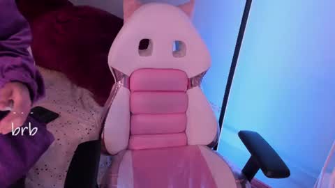 Hannah online show from June 25, 12:20 pm