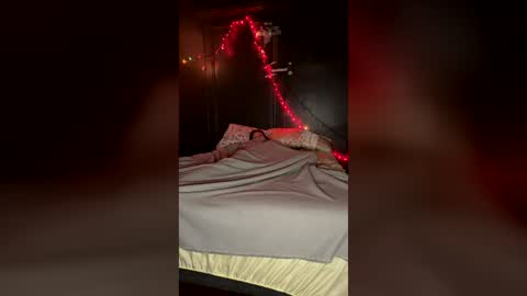 hannahslord online show from June 13, 2:42 am