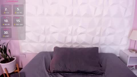 hannahtoons_ online show from November 25, 2:55 am