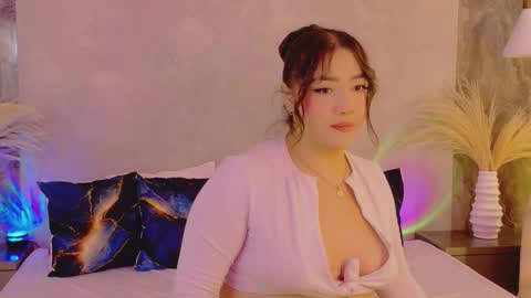 hannaprada1 online show from February 12, 11:49 am