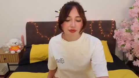 hannari_ online show from July 30, 5:34 pm