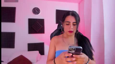 Snapshot of hannarusso chatting on September 30, 8:58 pm Hanna online show from September 30, 8:58 pm