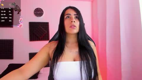 Snapshot of hannarusso chatting on October 26, 2:12 pm Hanna online show from October 26, 2:12 pm