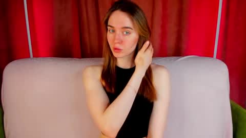 Snapshot of hannavanilla chatting on March 18, 8:17 am Hannavanilla online show from March 18, 8:17 am