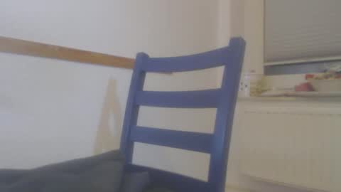 Snapshot of hannes_k chatting on December 16, 5:23 am hannes_k online show from December 16, 5:23 am