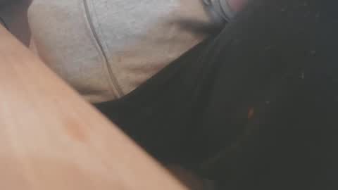 Snapshot of hannes_k chatting on January 8, 6:37 am hannes_k online show from January 8, 6:37 am