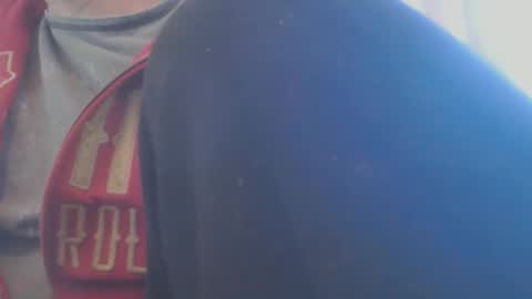 Snapshot of hannes_k chatting on February 7, 7:12 am hannes_k online show from February 7, 7:12 am