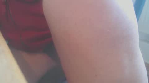 Snapshot of hannes_k chatting on February 20, 10:27 am hannes_k online show from February 20, 10:27 am