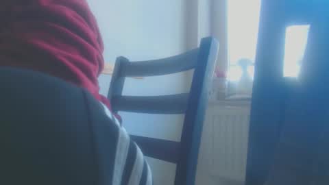 Snapshot of hannes_k chatting on February 27, 11:10 am hannes_k online show from February 27, 11:10 am