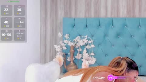 Snapshot of hannnafoxx chatting on December 9, 9:49 am online show from December 9, 9:49 am