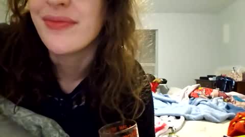 Snapshot of hannukahhottie chatting on March 1, 6:48 am Sabrina online show from March 1, 6:48 am