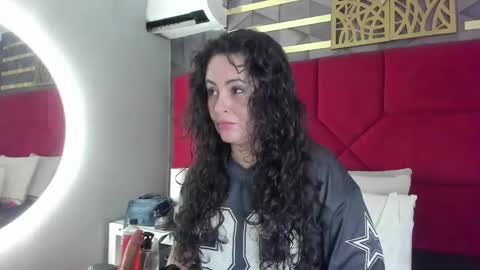 Hanny  online show from March 17, 2:38 am