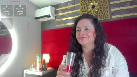 Hanny  online show from March 31, 1:51 am