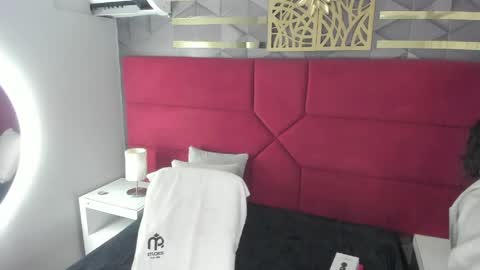 Hanny  online show from April 19, 10:58 am