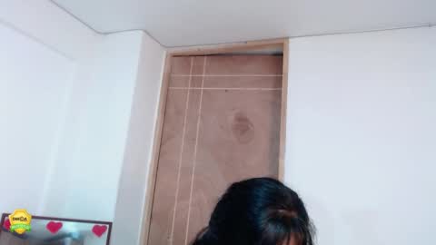hanny_bomm online show from February 24, 9:41 pm